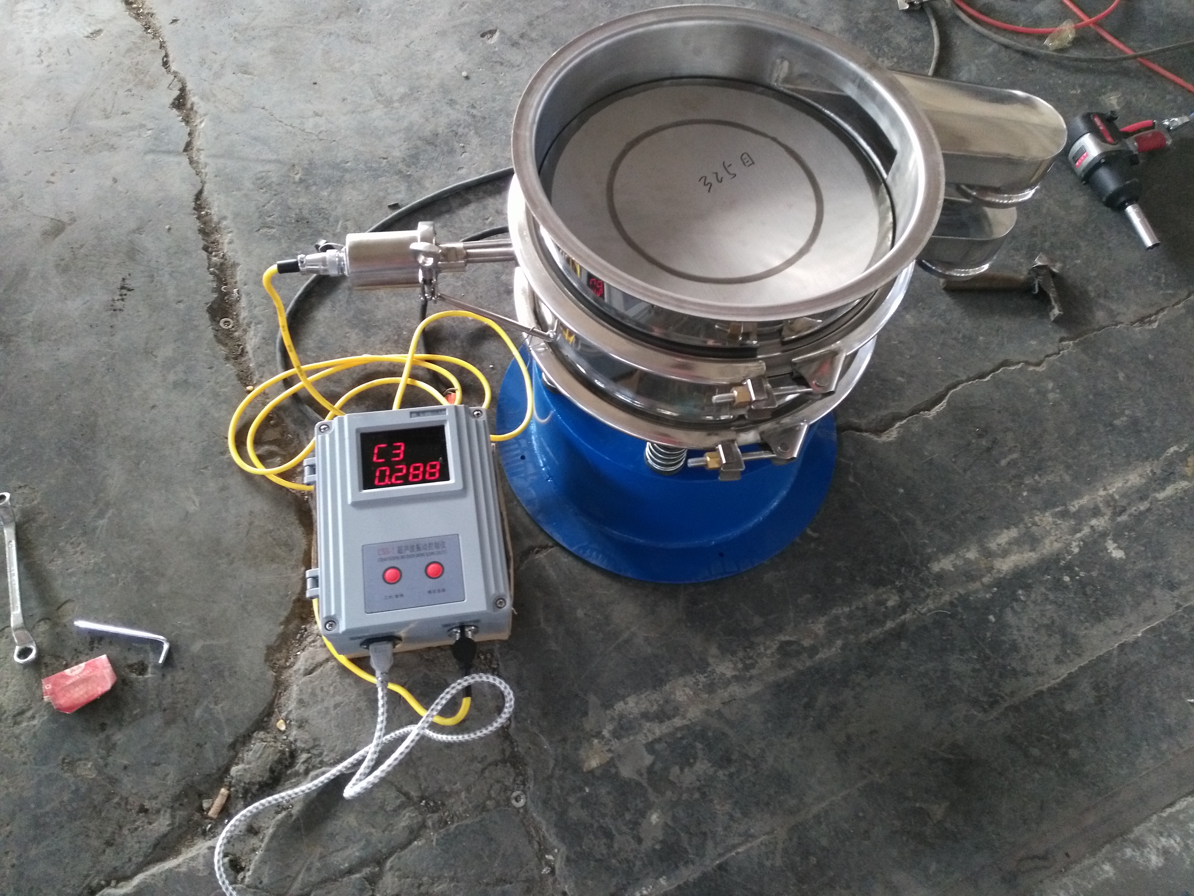 超声波CILICILI视频软件大全厂家换能器使用知识(超声振动筛)